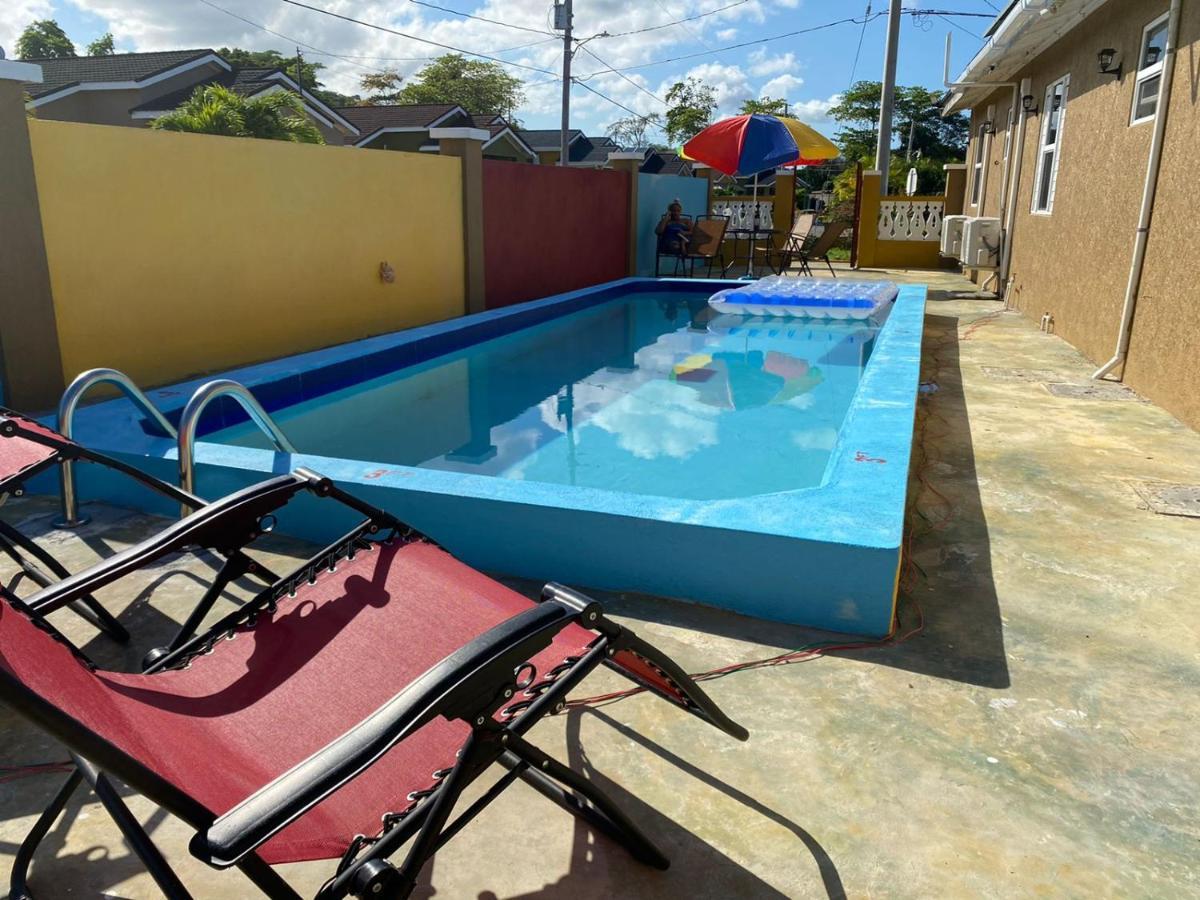 Paradise Villa Shared Onsite Private Pool Onsite Gym 오쵸 리오스 외부 사진